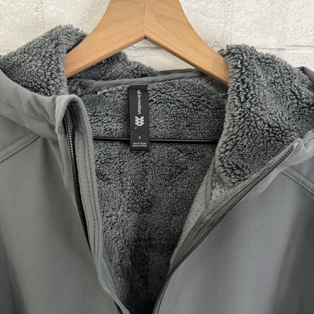 ALL IN MOTION Men’s Gray Hooded Softshell Fleece Jacket - Picture 6 of 11